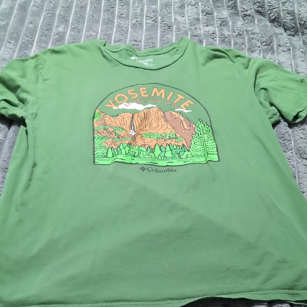 Columbia Forest Green Yosemite Tee
